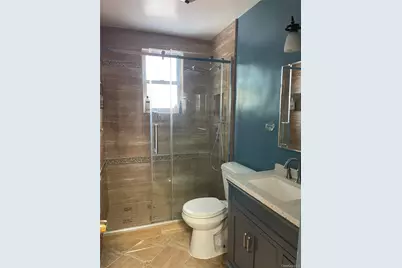 2524 Radcliff Avenue, Bronx, NY 10469 - Photo 9