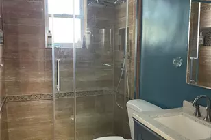 2524 Radcliff Ave, Bronx, NY 10469 - Photo 9