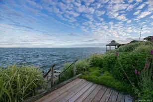 7020 Great Peconic Bay Blvd, Laurel, NY 11948 - Photo 25