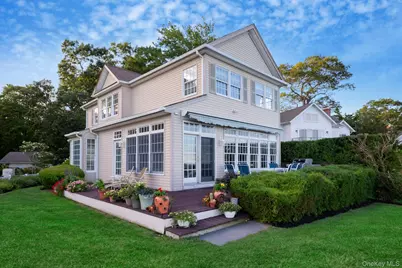 7020 Great Peconic Bay Boulevard, Laurel, NY 11948 - Photo 27