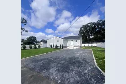 511 Spruce Street, North Babylon, NY 11703 - Photo 1