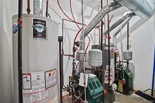 65-36 Metropolitan Ave, Middle Village, NY 11379 - Photo 17