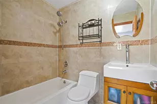 65-36 Metropolitan Ave, Middle Village, NY 11379 - Photo 13