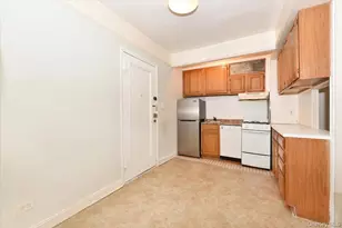 65-74 Saunders St, Rego Park, NY 11374 - Photo 13