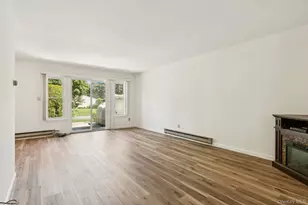 102 Gotham Way, Saint James, NY 11780 - Photo 17