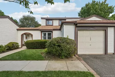 102 Gotham Way, Saint James, NY 11780 - Photo 1