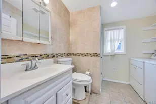 42 Richmond St, Islip, NY 11751 - Photo 31
