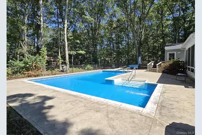3 Ross Court, Manorville, NY 11949 - Photo 17