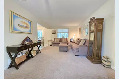 3 Ross Court, Manorville, NY 11949 - Photo 7