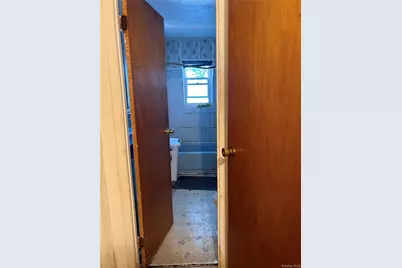 931 E 232nd Street, Bronx, NY 10466 - Photo 13