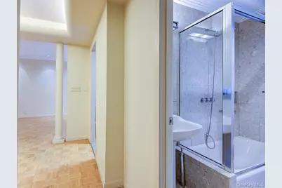 11034 73rd Road #1D, Forest Hills, NY 11375 - Photo 17