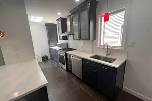 114-28 208th St, Cambria Heights, NY 11411 - Photo 23