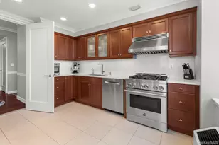 10 City Pl, White Plains, NY 10601 - Photo 9