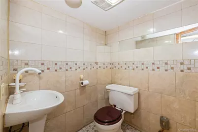 502 Chestnut Street, Brooklyn, NY 11208 - Photo 25