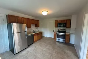 40 Smith St, Glen Cove, NY 11542 - Photo 3