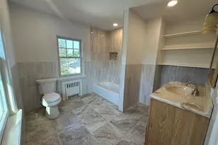 40 Smith St, Glen Cove, NY 11542 - Photo 13