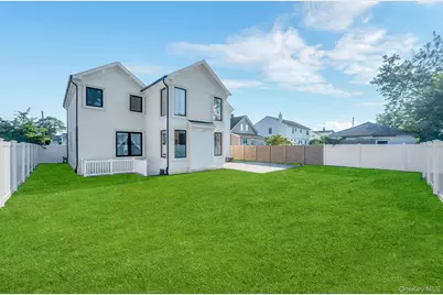 2497 Tonquin Street, East Meadow, NY 11554 - Photo 23