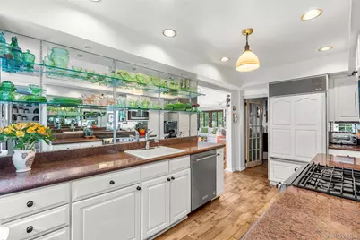 14 W Meadow Lane Extension, Stony Brook, NY 11790 - Photo 11