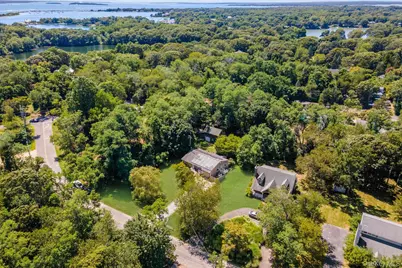 10 Strawberry Lane, Shelter Island, NY 11964 - Photo 33