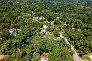 10 Strawberry Ln, Shelter Island, NY 11964 - Photo 35