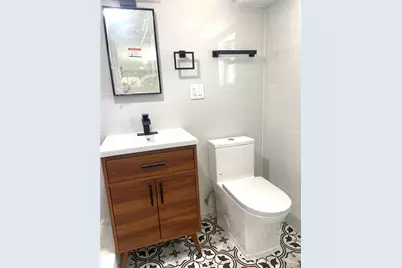 232 Nassau Avenue, Freeport, NY 11520 - Photo 9