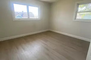 232 Nassau Ave, Freeport, NY 11520 - Photo 15