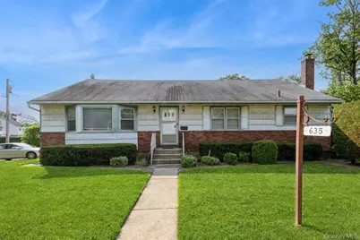 635 Hempstead Avenue, West Hempstead, NY 11552 - Photo 1