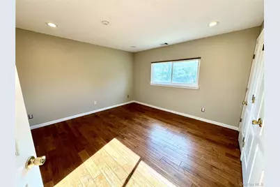 138 N Pointe Circle #138, Coram, NY 11727 - Photo 9