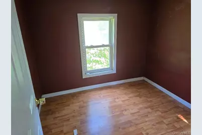 29 Bell Avenue, Aquebogue, NY 11931 - Photo 5