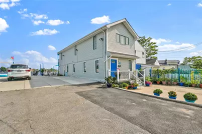 155-83 Bayview, Rosedale, NY  - Photo 3