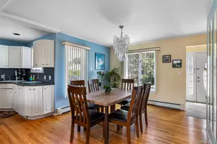 27 Beverly Rd, Farmingdale, NY 11735 - Photo 13