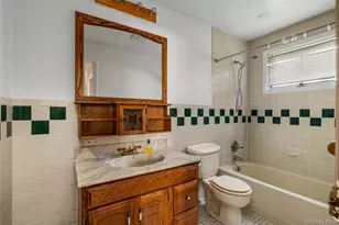 27 Beverly Rd, Farmingdale, NY 11735 - Photo 15