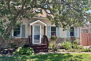 1529 Carl Ave, Holbrook, NY 11741 - Photo 3