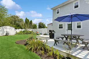 7 Mark Ln, Farmingville, NY 11738 - Photo 23