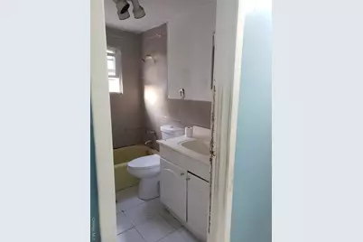 77 Virginia Avenue, Hempstead, NY 11550 - Photo 9