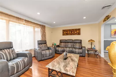 1983 Dutch Broadway, Elmont, NY 11003 - Photo 3