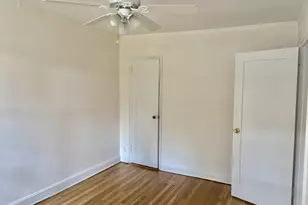 3 Edwards St, Roslyn Heights, NY 11577 - Photo 5