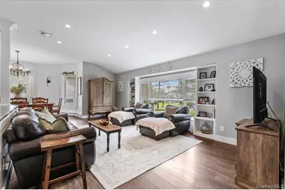 308 Sunset Boulevard, Massapequa, NY 11758 - Photo 9