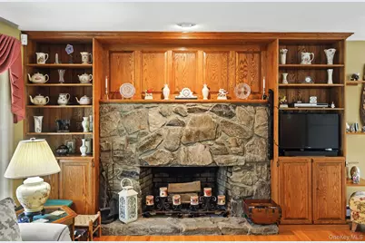 220 N Parliman Road, Lagrangeville, NY 12540 - Photo 9