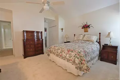 11 Ethan Circle, Middle Island, NY 11953 - Photo 27