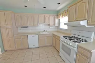 11 Ethan Cir, Middle Island, NY 11953 - Photo 39