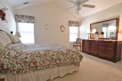 11 Ethan Circle, Middle Island, NY 11953 - Photo 29