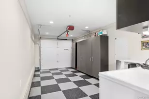 14 John Dr, Old Bethpage, NY 11804 - Photo 25