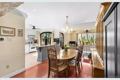 14 John Drive, Old Bethpage, NY 11804 - Photo 9