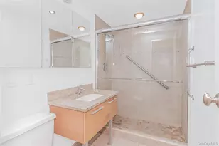 1155 Warburton Ave, Yonkers, NY 10701 - Photo 13