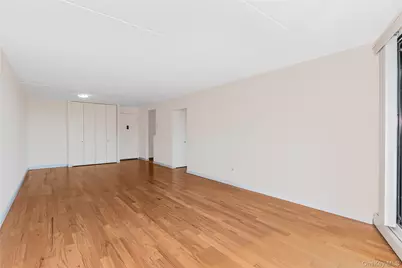 1155 Warburton Avenue #10E, Yonkers, NY 10701 - Photo 5