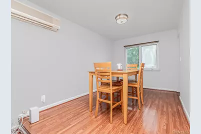8 Gerri Lane, Yonkers, NY 10703 - Photo 5