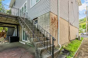 8 Gerri Ln, Yonkers, NY 10703 - Photo 23