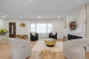 2001 Wellington Ct, Westbury, NY 11590 - Photo 3