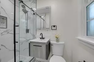 2001 Wellington Ct, Westbury, NY 11590 - Photo 13